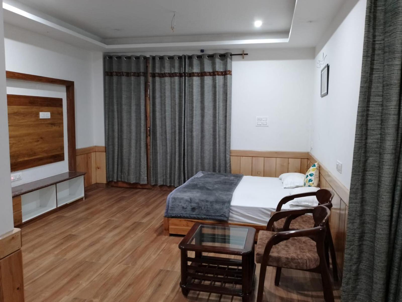Mathan View Homestay - 3Min Drive To Kullu-Manali Airport Shamshi Extérieur photo
